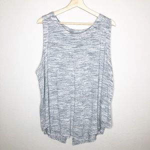 🛍3/$25 Old Navy Gray Open Back Swing Tank 2XL